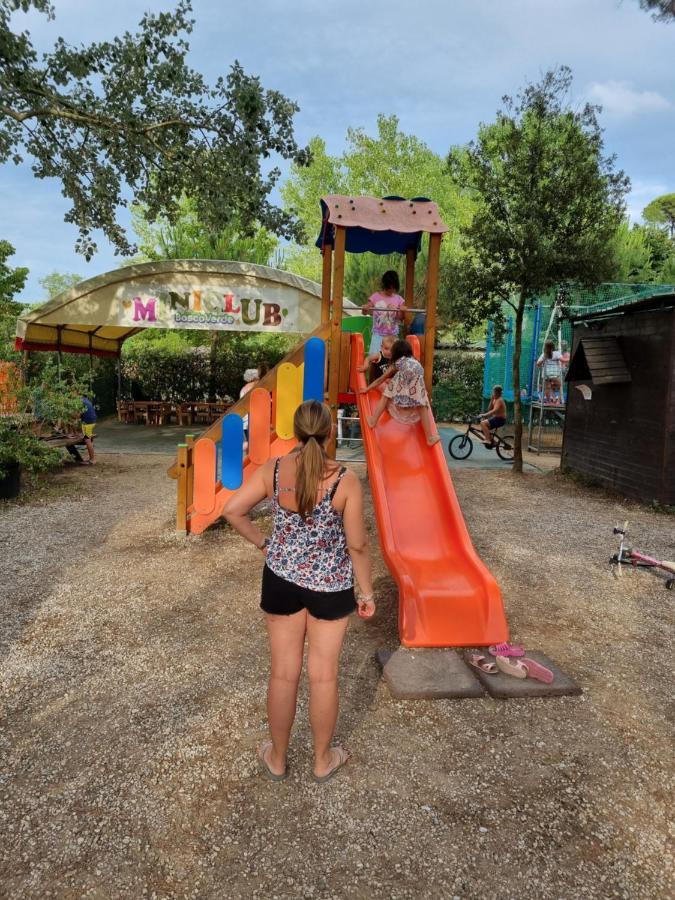 Chalet 4 Or 6 Persons Toscana Viareggio Camping Bosco Verde Italie Torre do Lago Puccini Exterior foto